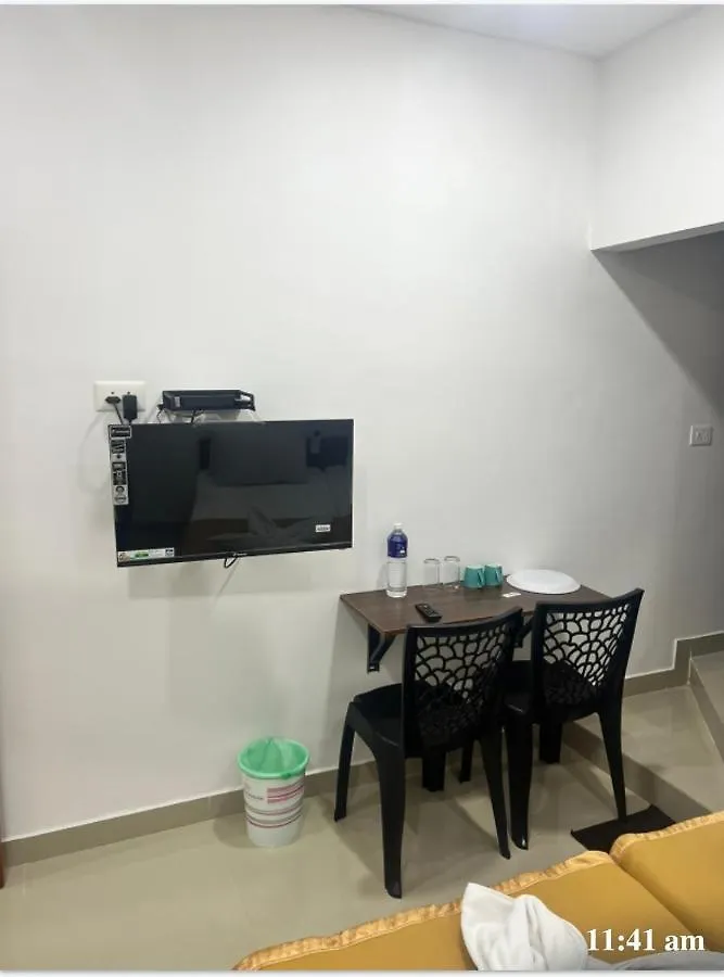 Lemer Suites Kochi 0*,  Ινδία
